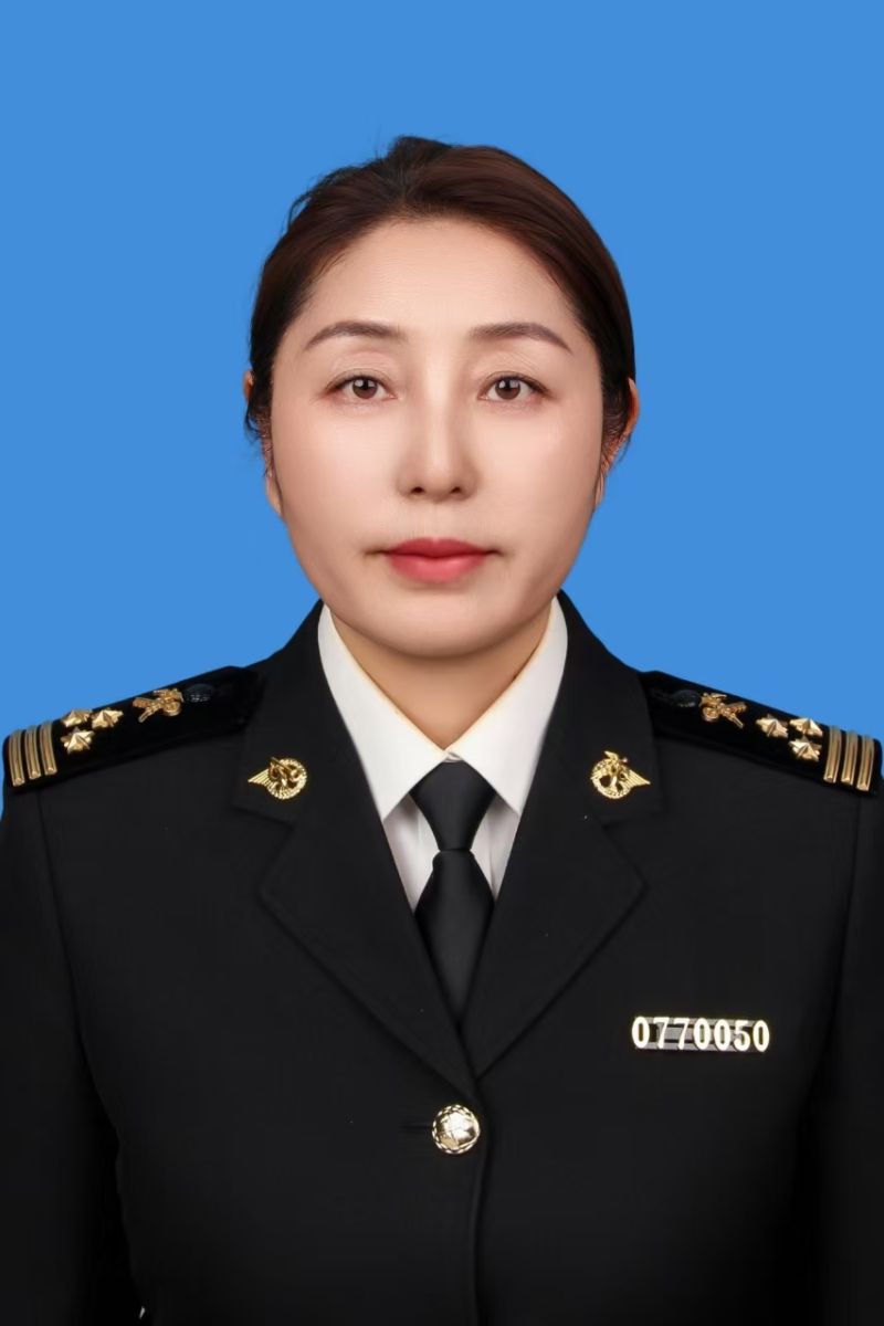 朱丽