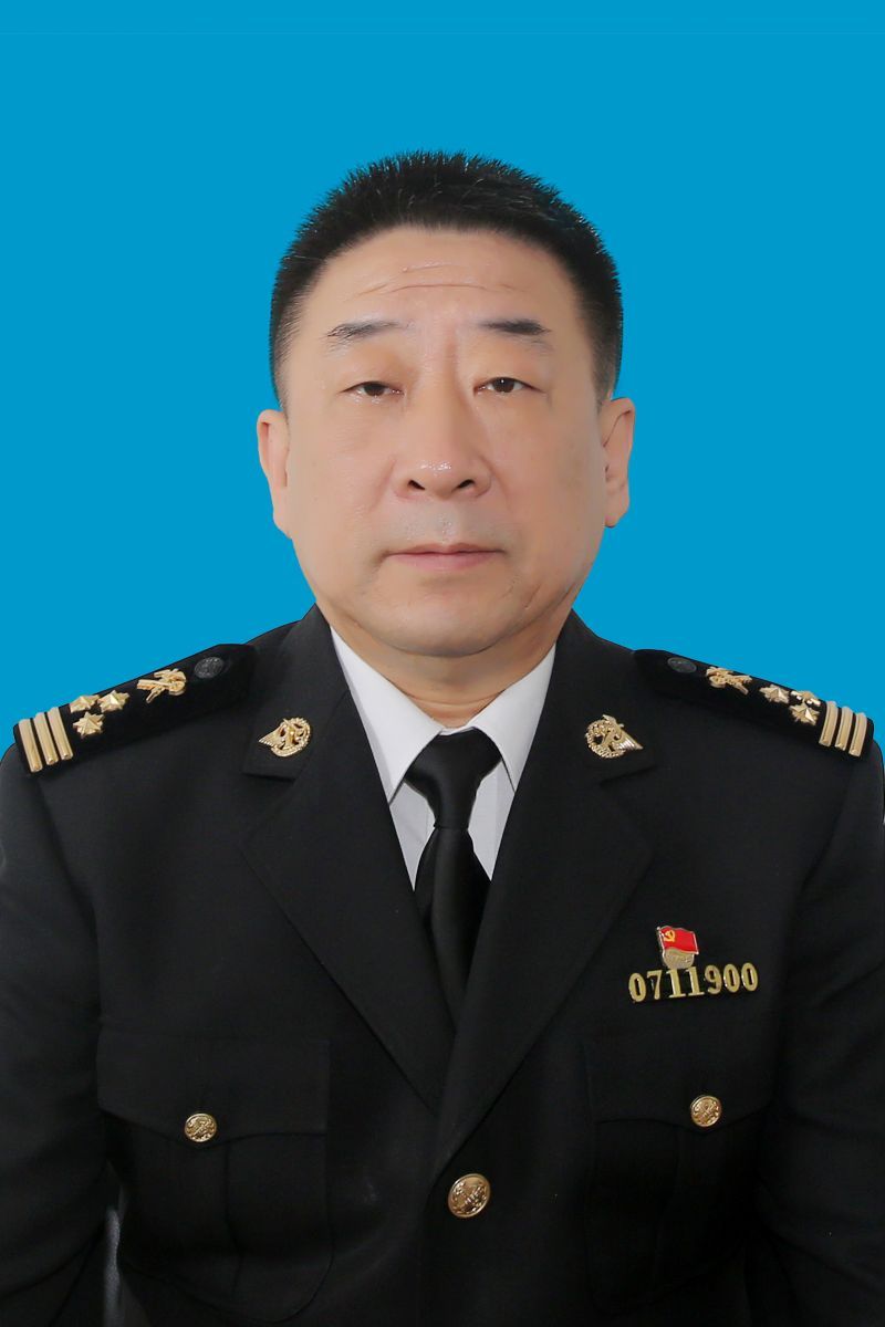 王强